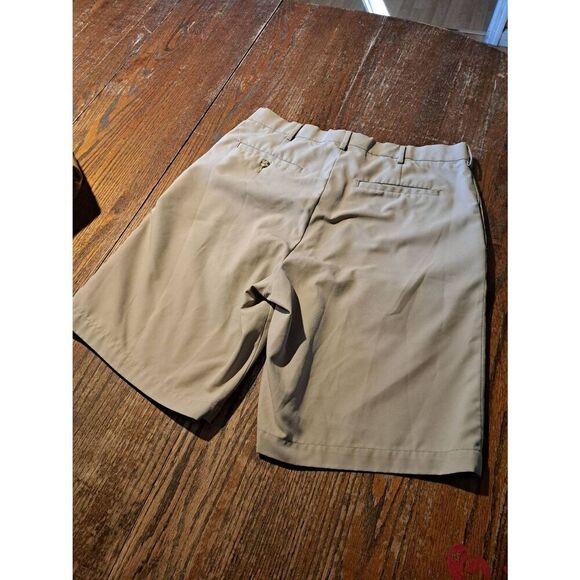 PGA TOUR Men’s 34 Khaki Tan Golf Shorts Flat Front Polyester Pockets Belt Loops - Picture 2 of 2